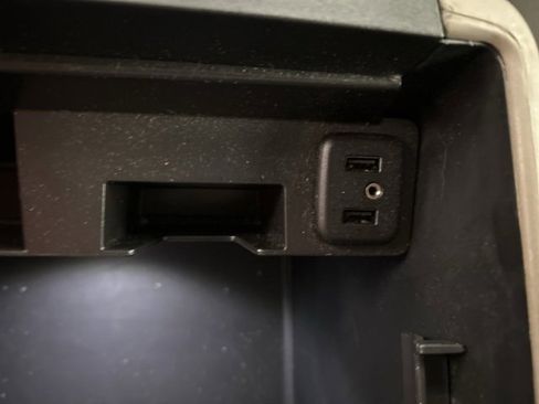 Used 2019 Chevrolet Tahoe Premier image 21