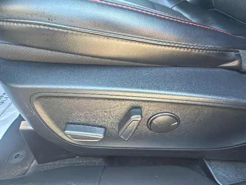 Used 2024 Ford Escape ST-Line image 27