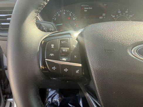 Used 2022 Ford Escape SEL AWD/4WD image 15