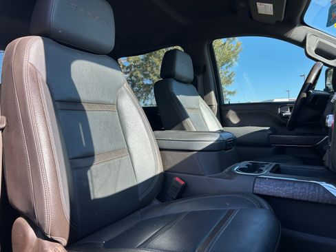 Used 2020 GMC Sierra 2500 Denali image 13