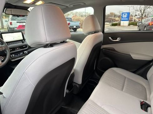 Used 2023 Hyundai Kona SEL w/ Convenience Package image 21