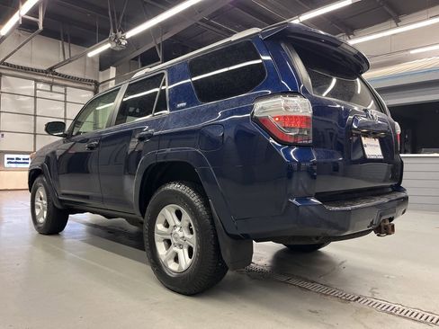 Used 2014 Toyota 4Runner 4WD image 5