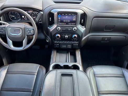 Used 2020 GMC Sierra 2500 Denali w/ Denali Ultimate Package image 13