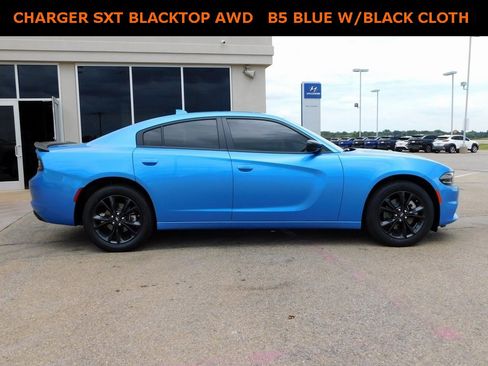New 2023 Dodge Charger SXT w/ Blacktop Package image 2
