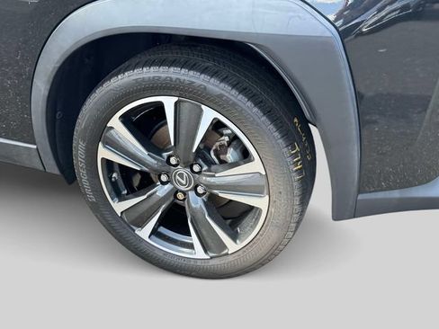 Certified 2023 Lexus UX 250h AWD image 9