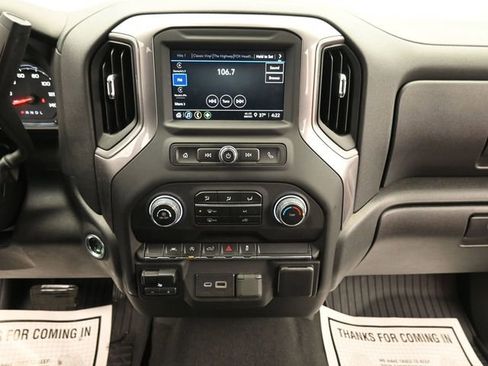 Used 2023 Chevrolet Silverado 1500 Custom image 15