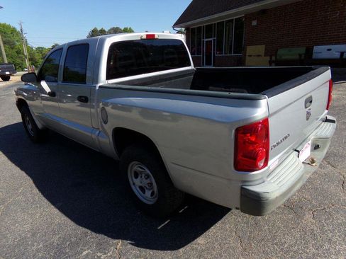 Used 2006 Dodge Dakota ST RWD image 14