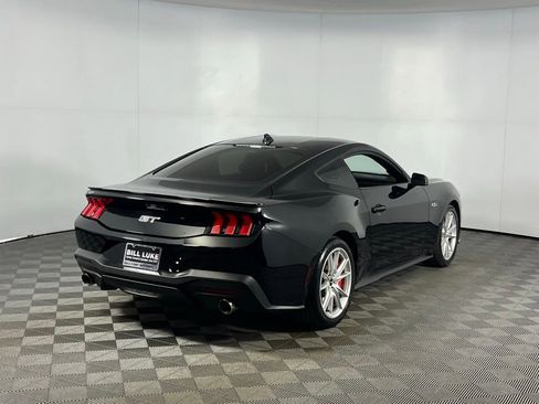Used 2024 Ford Mustang GT Premium image 5