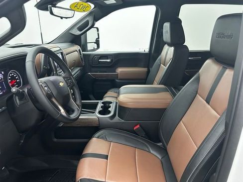 Used 2023 Chevrolet Silverado 2500 High Country w/ Z71 Off-Road Package image 31