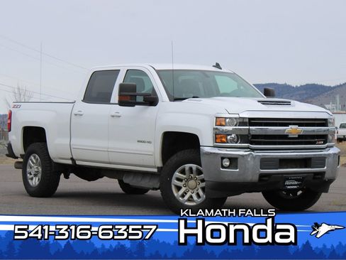 Used 2019 Chevrolet Silverado 2500 LT image 1
