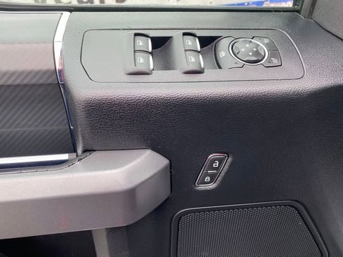 Used 2018 Ford F150 XLT w/ Equipment Group 302A Luxury image 13