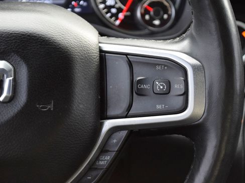 Used 2019 RAM 1500 Big Horn RWD image 10