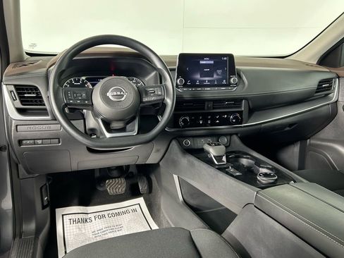 Used 2023 Nissan Rogue S image 16