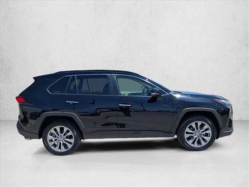 Certified 2023 Toyota RAV4 Limited FWD image 4