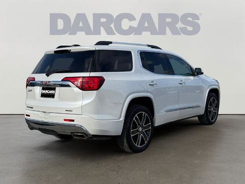 Used 2017 GMC Acadia Denali image 5