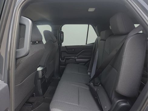 New 2026 Toyota 4Runner SR5 AWD/4WD image 14