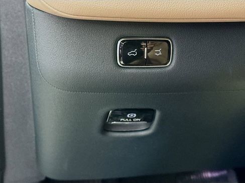 New 2025 Lincoln Navigator L Black Label image 10