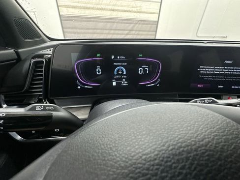 Certified 2025 Kia Sportage X-Line image 11