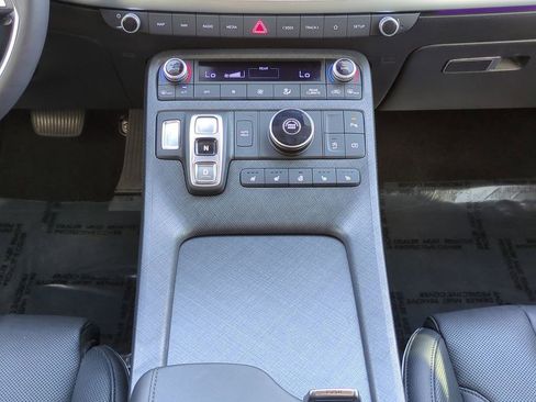 Used 2025 Hyundai Palisade Limited image 19