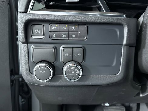 New 2026 Chevrolet Suburban LT w/ Comfort Package image 77