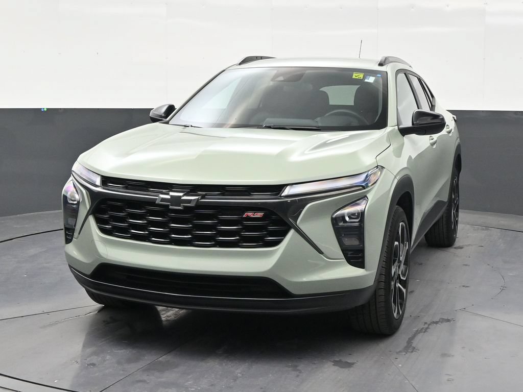 Used 2024 Chevrolet Trax RS FWD image 8