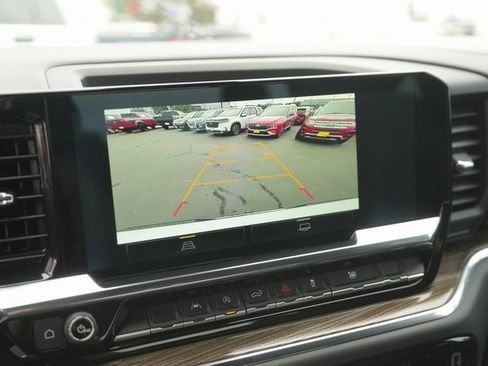 Used 2024 Chevrolet Silverado 1500 LT image 26