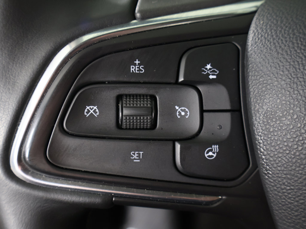 Used 2023 Buick Envision Essence FWD image 41