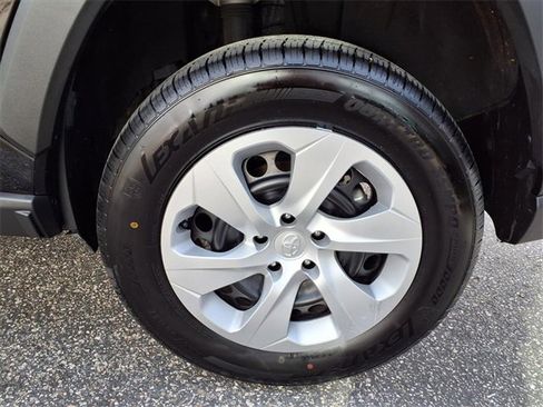 Used 2024 Toyota RAV4 LE image 19