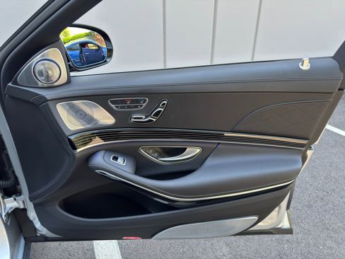 Used 2020 Mercedes-Benz Maybach S 560 4MATIC image 70