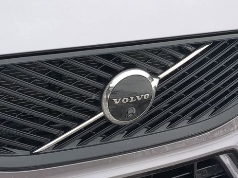 Used 2026 Volvo XC60 B5 Plus w/ Protection Package Premier image 11