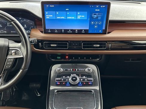 Used 2022 Lincoln Nautilus Reserve w/ Equipment Group 201A AWD/4WD image 24