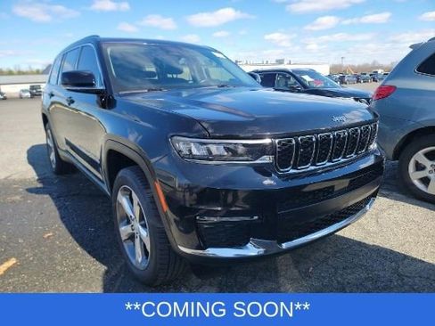 Used 2021 Jeep Grand Cherokee L Limited w/ Luxury Tech Group II image 2