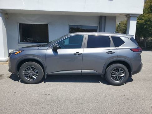 Certified 2023 Nissan Rogue S image 10