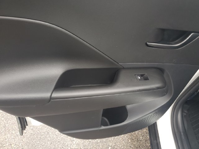 Certified 2025 Hyundai Kona SEL AWD/4WD image 16