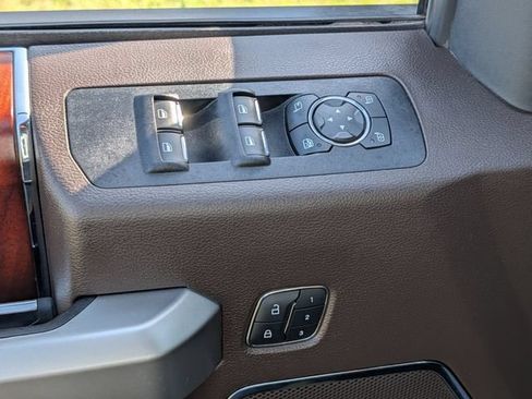Used 2020 Ford F150 King Ranch w/ Equipment Group 601A Luxury AWD/4WD image 23