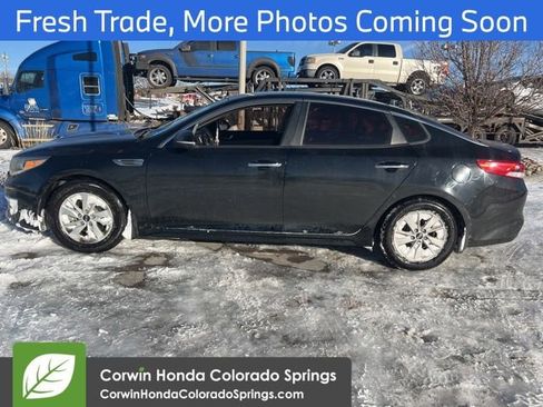 Used 2017 Kia Optima LX image 6