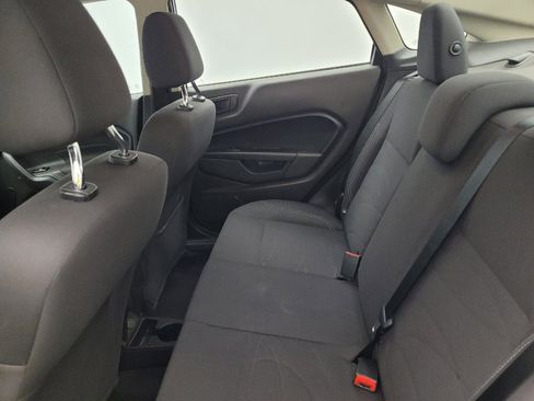 Used 2019 Ford Fiesta SE image 18