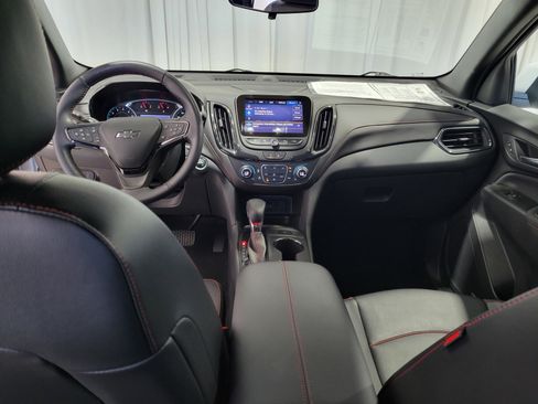 Certified 2022 Chevrolet Equinox RS w/ RS Leather Package image 12