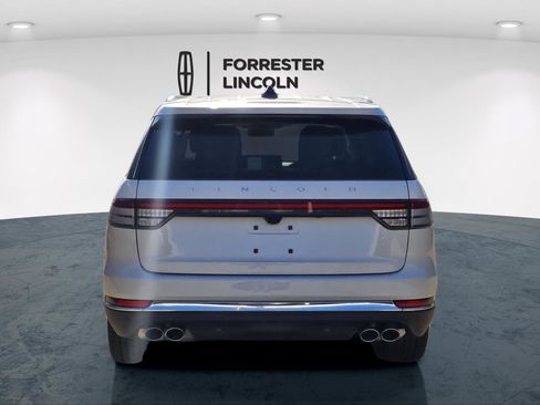 New 2026 Lincoln Aviator Reserve image 4