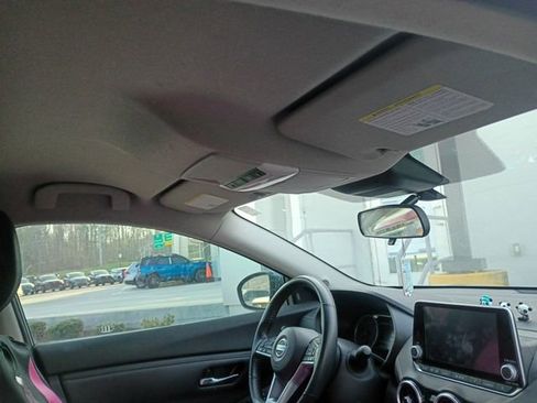 Used 2022 Nissan Sentra SV w/ Lighting Package image 20