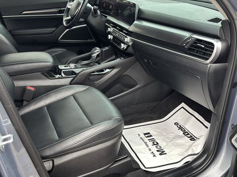 Used 2024 Kia Telluride S w/ S Sunroof Package image 26