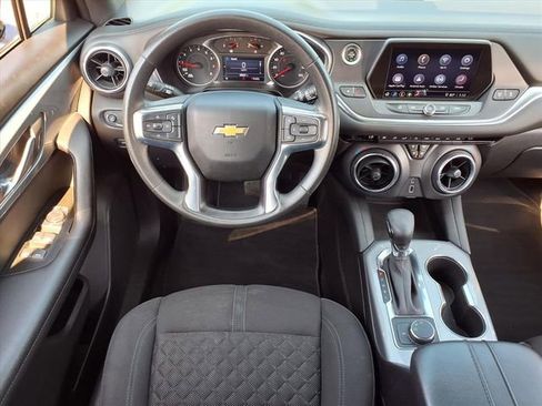 Used 2021 Chevrolet Blazer LT image 5