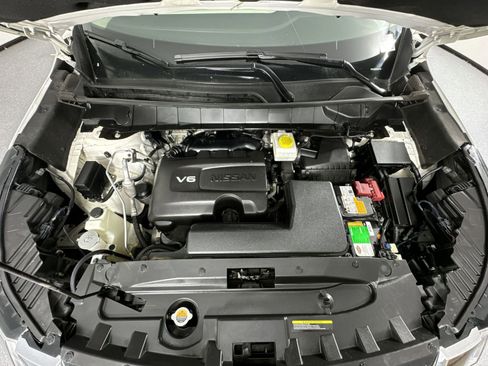 Used 2022 Nissan Pathfinder SL image 29