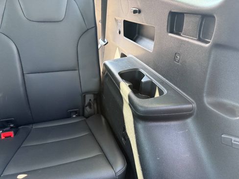 Used 2020 Kia Telluride EX AWD/4WD image 33