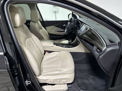 Used 2019 Buick Envision Premium w/ Driver Confidence Package image 23