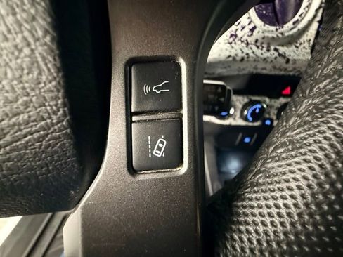 Used 2023 Toyota Tacoma TRD Off-Road AWD/4WD image 36