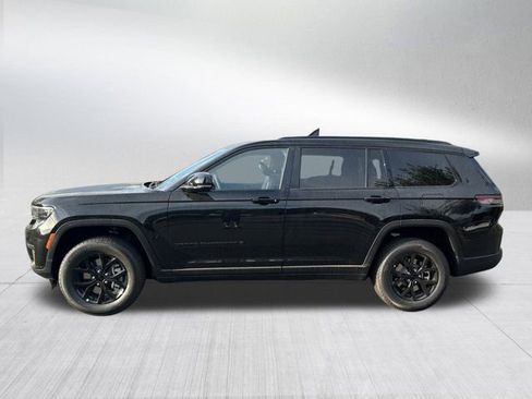 New 2025 Jeep Grand Cherokee L Altitude image 8