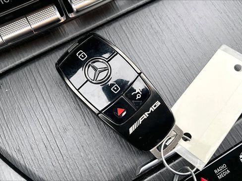 Certified 2024 Mercedes-Benz AMG GT 63 image 27