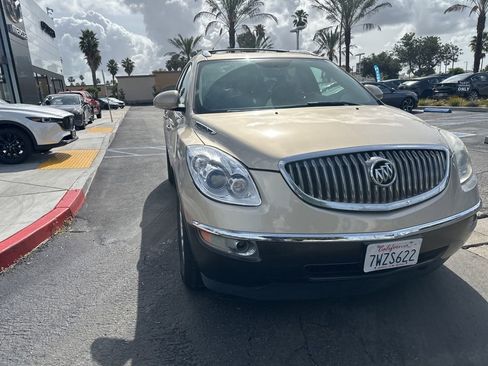 Used 2008 Buick Enclave CXL w/ Entertainment Package #1 image 31