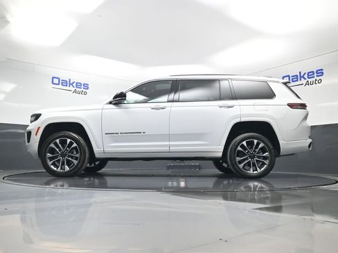 Used 2021 Jeep Grand Cherokee L Overland w/ Luxury Tech Group IV image 44